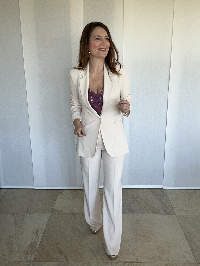 TRAJE DE CHAQUETA MIRNA