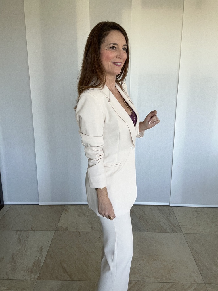 TRAJE DE CHAQUETA MIRNA