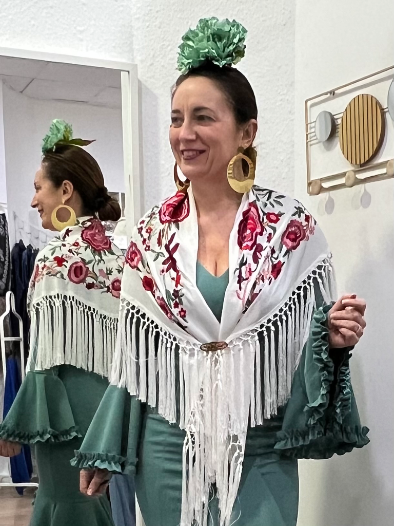 MANTÓN MANZANILLA BLANCO