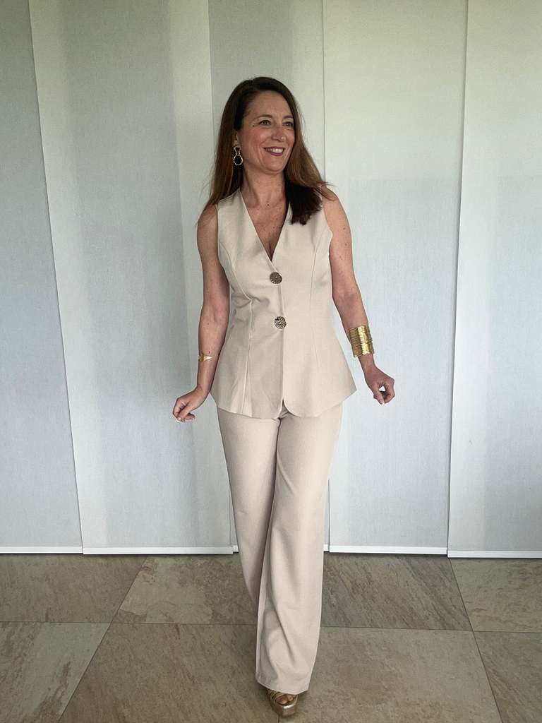 TRAJE DE CHAQUETA CAROL