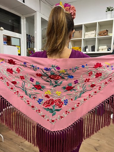 MANTÓN AZAHAR ROSA MAQUILLAJE